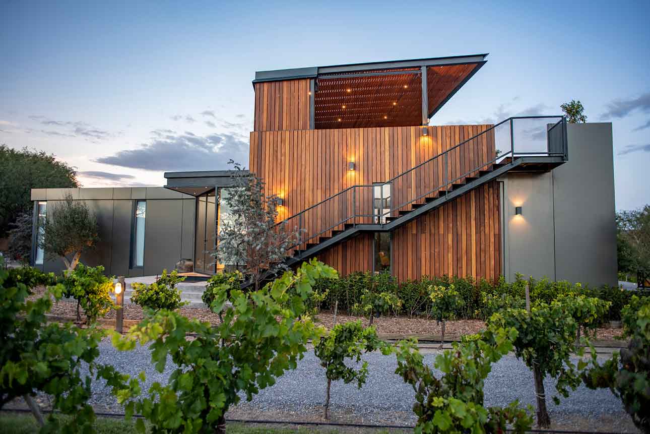 Casa de lujo en Viñedos de Los Senderos, San Miguel de Allende con arquitectura moderna y rodeada de naturaleza